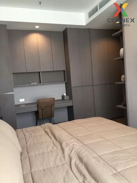 FOR RENT condo , The Diplomat Sathorn , corner unit , BTS-Surasak